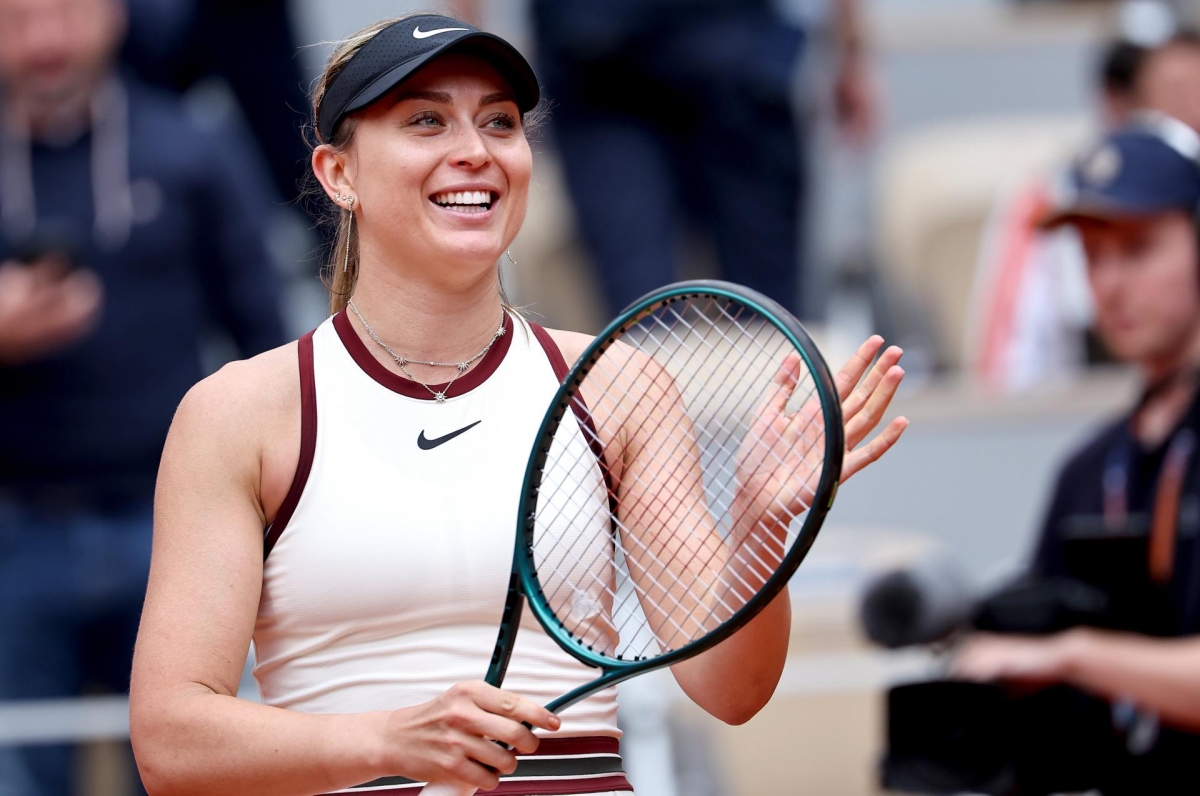Paula Badosa y Jessica Bouzas avanzan a segunda ronda de Roland Garros