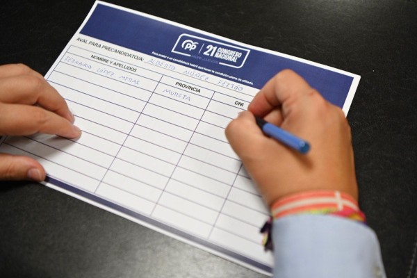 El PP reúne 7.127 avales desde la Región de Murcia en apoyo a Feijóo