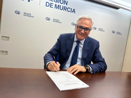 Pedro Ángel Roca presenta su candidatura para liderar el PP de Torre Pacheco