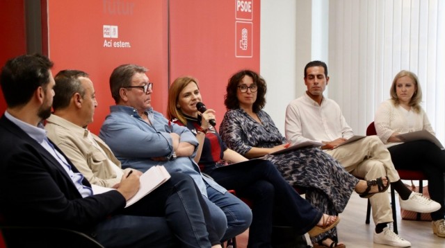 Bernabé insta a los socialistas a 