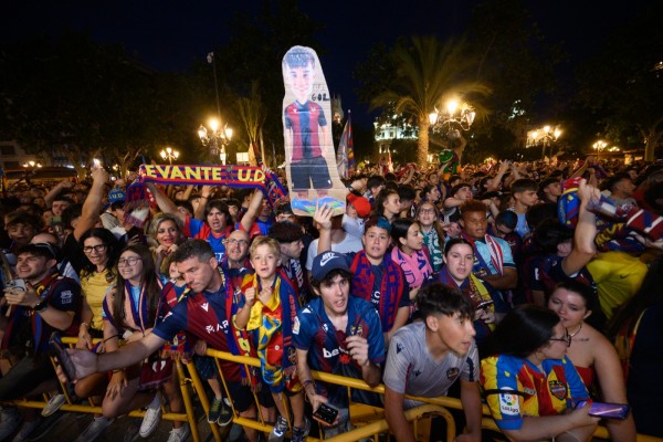 Las mejores imágenes de la celebración del ascenso del Levante UD