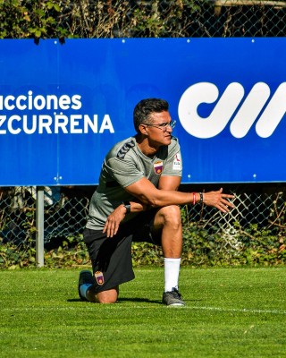 El Eldense mejora los números de hace un año y su saldo contra los rivales directos es muy positivo