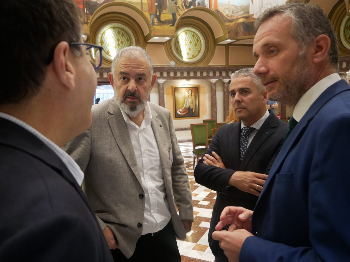 El PP se reúne con Lucas Jiménez (Scrats). - Foto: PP El PP se reúne con Lucas Jiménez (Scrats).
