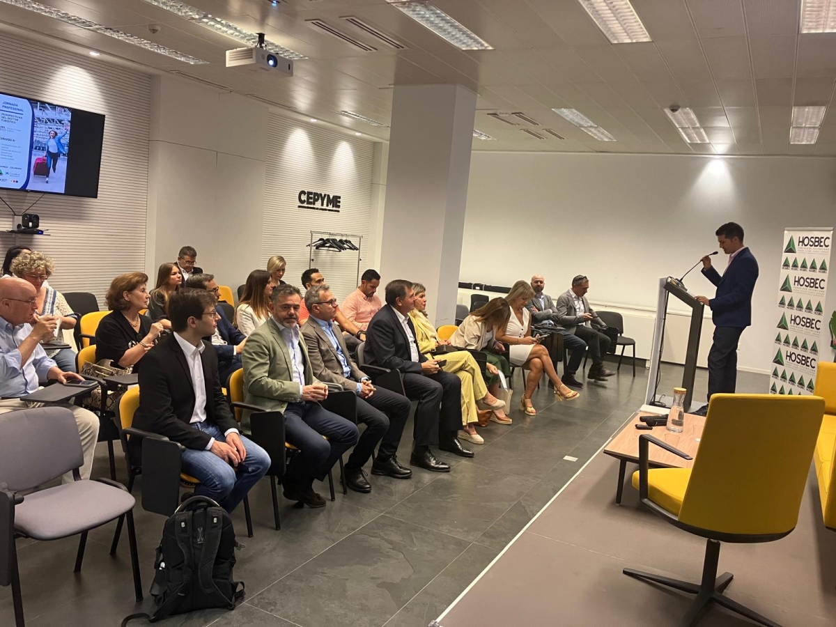 Optimismo en el sector turístico: mantiene previsiones al alza para 2025 en la Comunitat