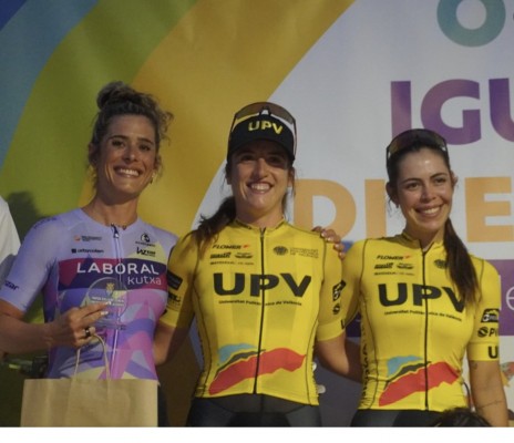 Isabel Ferreres y Laura Rodríguez se convierten en las primeras corredoras del UPV Women Cycling Team en disputar un Mundial en pista 