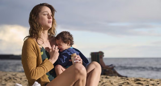 Cabe mucho dolor en un ataúd pequeño: maternidad y duelo inspiran las mejores novelas del año