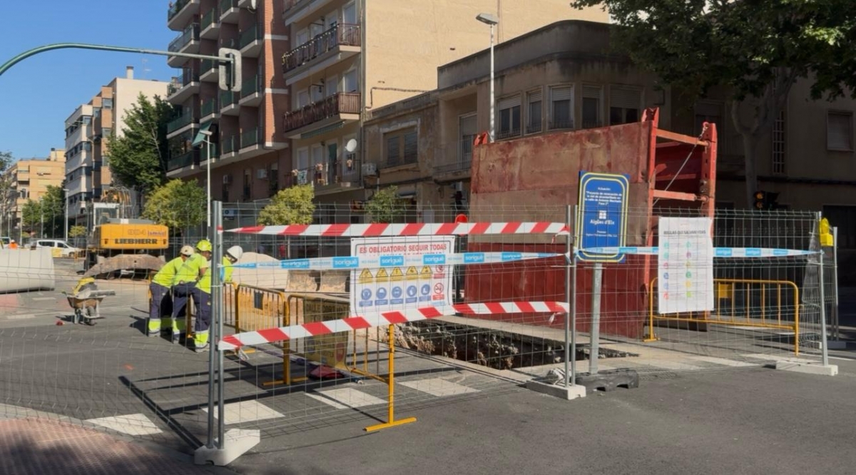 Comienza en Elche la última fase de renovación del alcantarillado de la calle Antonio Machado