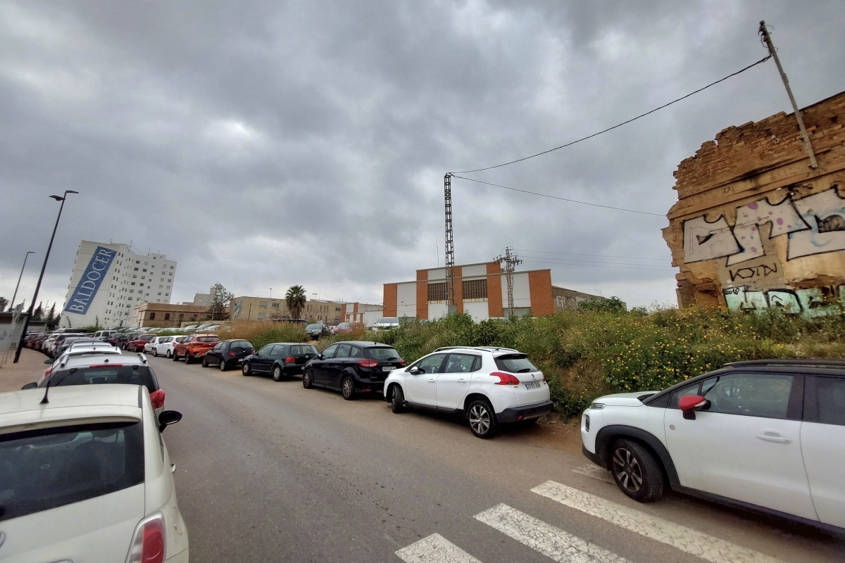 Los terrenos se localizan entre el Camino Crèmor y la calle Cronista Muntaner.