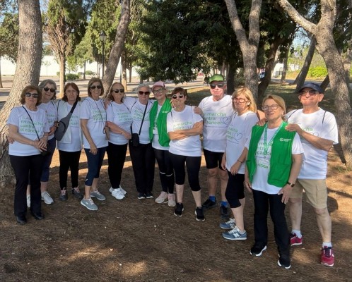 Paseos contra el cáncer: la Asociación Española fomenta la adopción de hábitos saludables en Vila-real