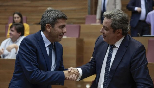 Mazón vuelve a exhibirse como el líder del PP que más sintoniza con Vox