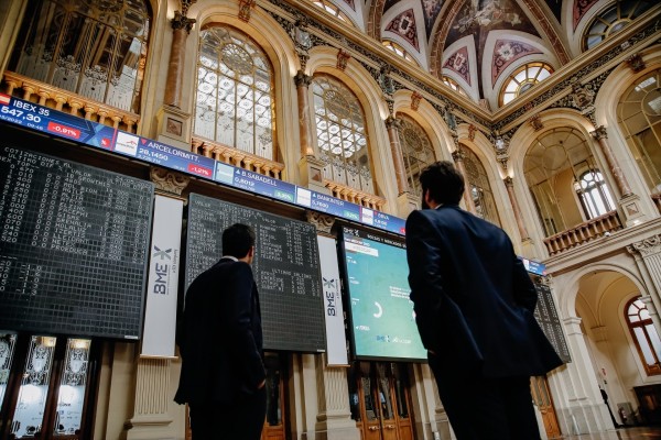 El foro Medcap prosigue con la mira en estrenos bursátiles y la cuenta de inversión europea