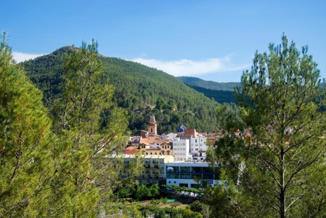 Más de 500 vecinos de Montanejos denuncian sufrir una 