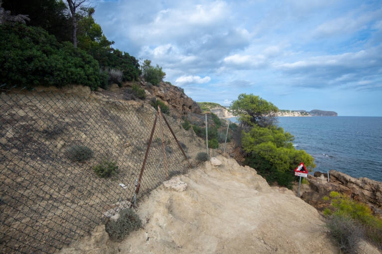 Benissa insta a la Generalitat  a adquirir el Tossal de l’Asprar para proteger la zona del Patmore  