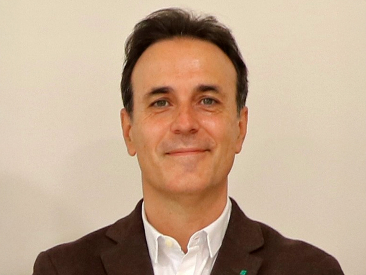 El catedrático de la UMH Antonio Arroyo, presidente de la Asociación de Coloproctología