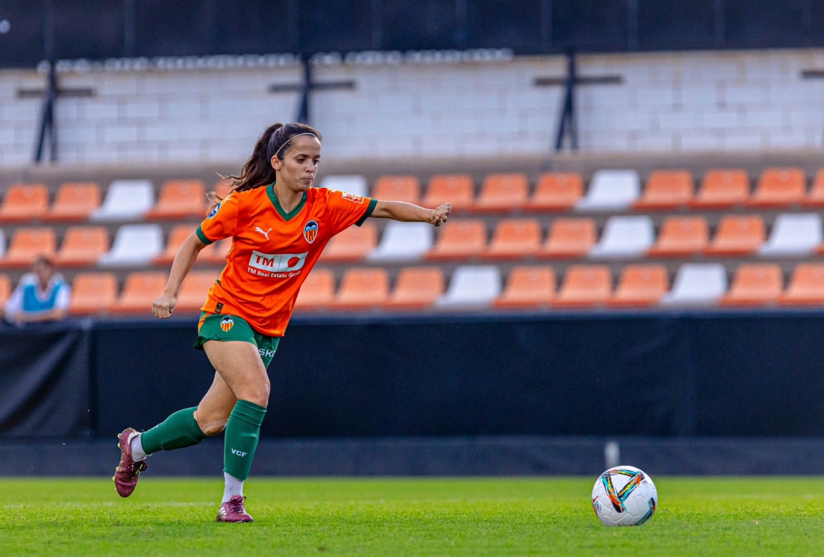 Malena Ortiz anuncia su retirada como futbolista profesional