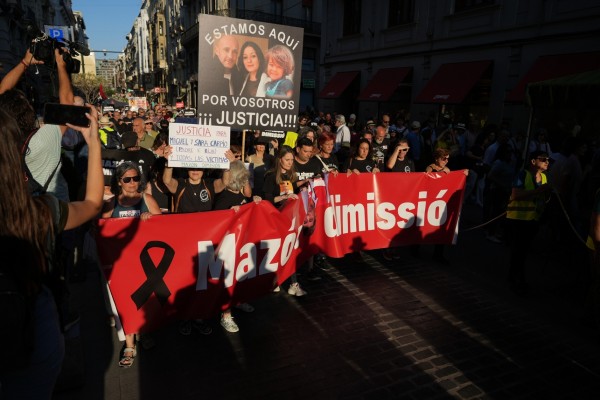 Séptima manifestación contra Carlos Mazón por la gestión de la Dana