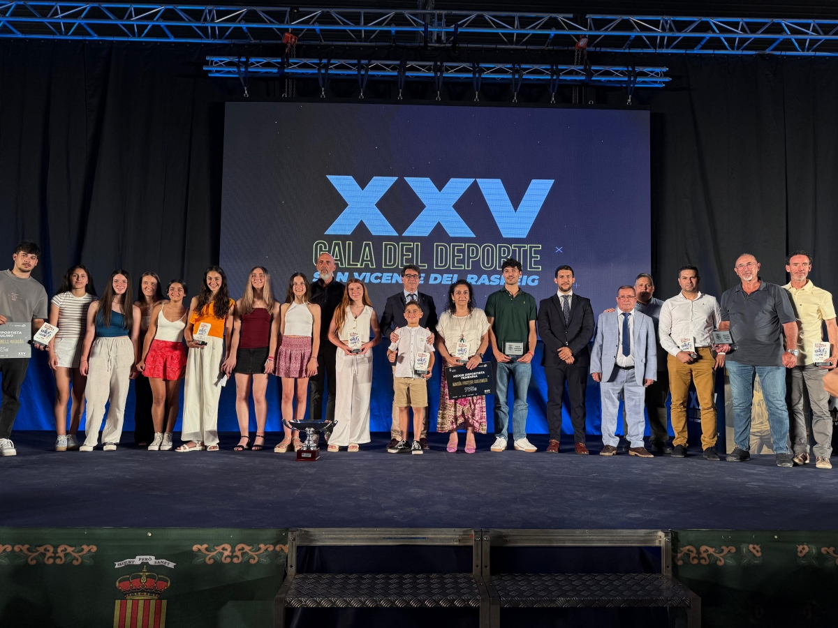 El futbolista Iker Carbonell y la tiradora María Pastor, mejores deportistas de San Vicente