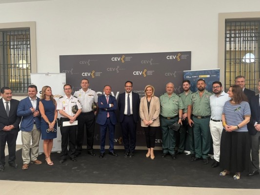 Empresas valencianas se forman en ciberseguridad como 