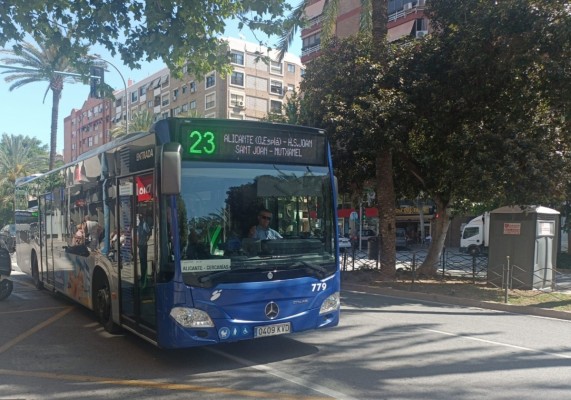 La Generalitat refuerza el servicio del autobús metropolitano de Alicante con más frecuencias y servicios