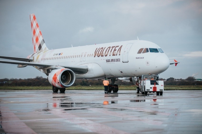 Volotea opera desde este sábado la ruta Alicante-Burdeos con dos frecuencias a la semana