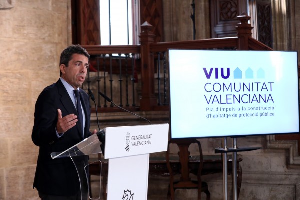 El Consell pondrá en marcha más de 2.200 viviendas en un año 