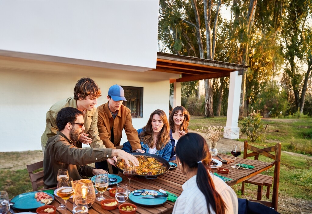 València lanza 'Mejor esta vida' para conquistar al mundo con su estilo amable y mediterráneo
