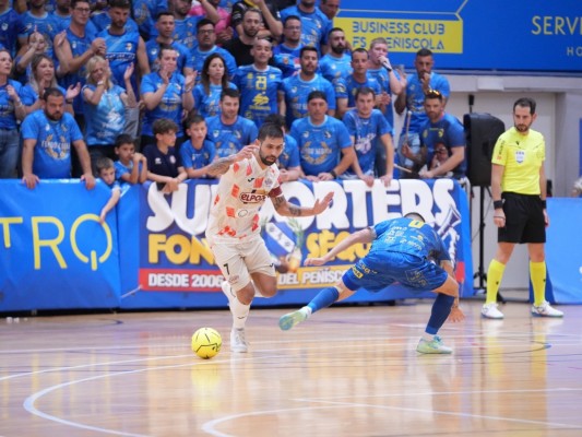 Felipe Valerio marca cinco goles para ElPozo, algo que no hacía nadie desde 2011, y pierde