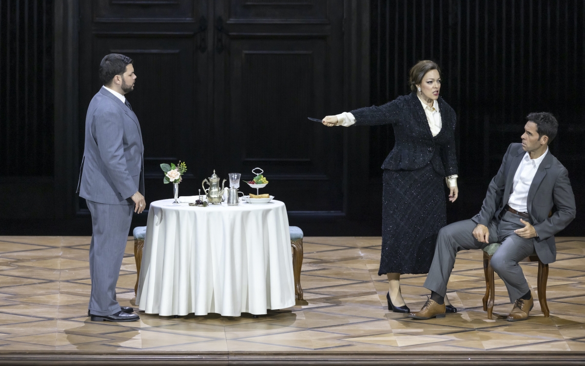 Les Arts cierra la 'Trilogía Tudor' de Donizetti por todo lo alto con 'Roberto Devereux'