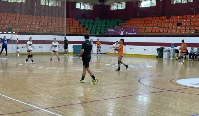 Derrota por la mínima del Handbol Mislata frente al Cícar Lanzarote (27-28)