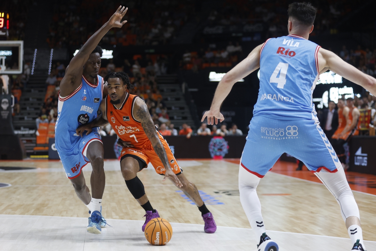 Valencia Basket conquista la segunda plaza en la última noche de liga regular en la Fonteta