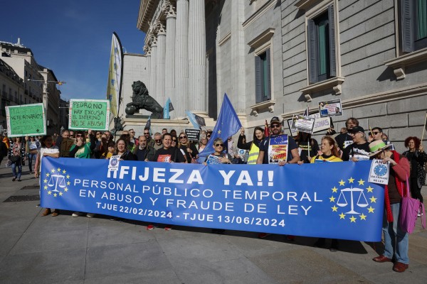Los empleados públicos temporales urgen soluciones en una manifestación en Madrid