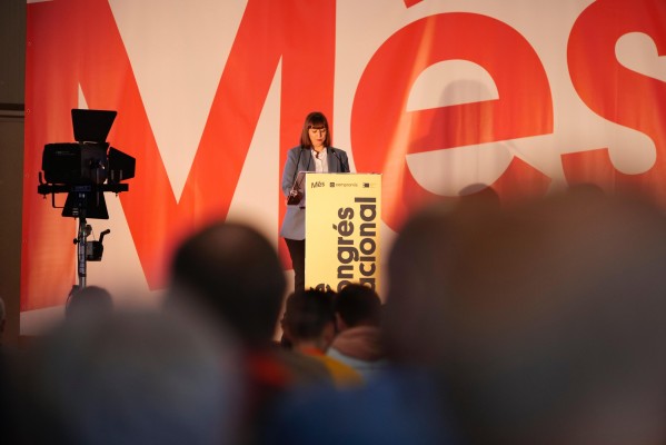 Piquer recaba el 53,7% de apoyos a su informe de gestión al frente de Més Compromís