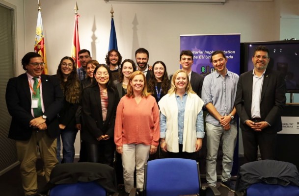 La Diputació becará la formación de estudiantes en Bruselas para crear especialistas y captar fondos