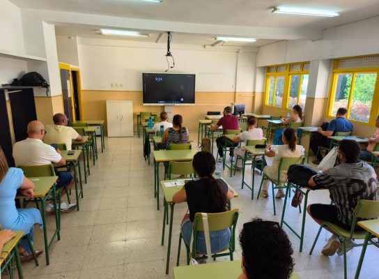 Más de 750 alumnos mayores de 18 años de la Región se presentan a las pruebas para obtener el título de ESO
