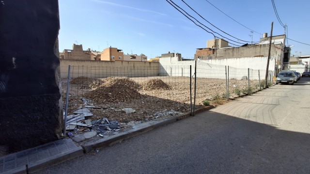 Vila-real consigue el terraplenado de una promoción inmobiliaria fallida en la calle Eslida