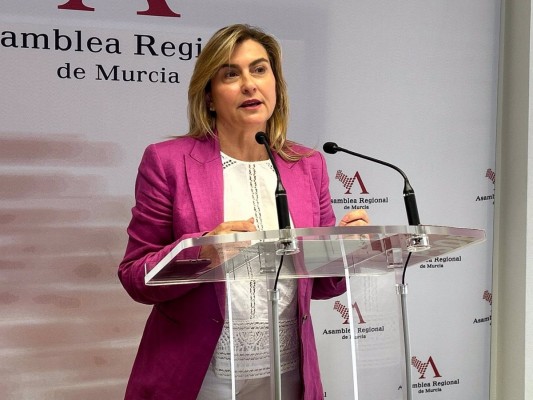 Carmina Fernández: 