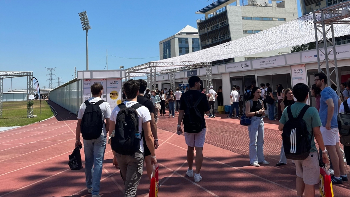 Cerca de 7.500 personas visitan el Foro de Empleo de la UPV en el que participan más de 200 empresas