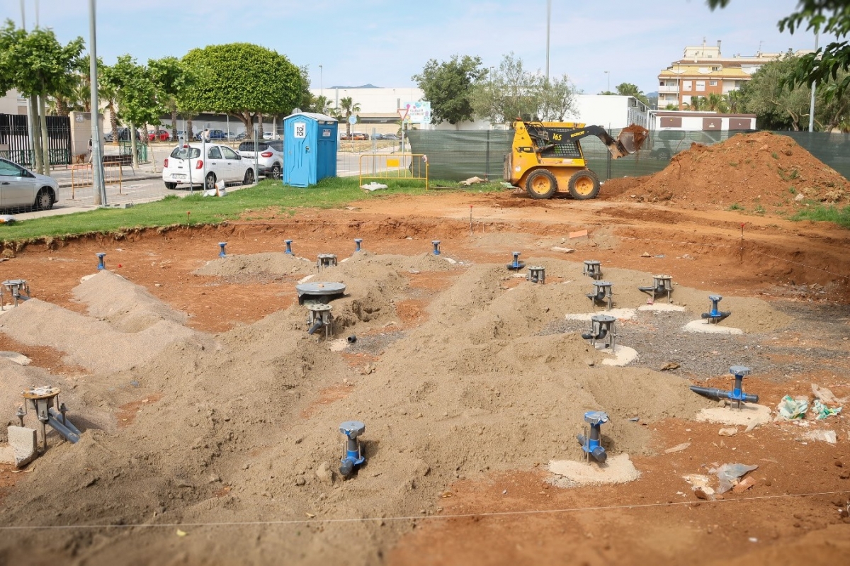 Obras en el parque de la plaza 8 de marzo - 