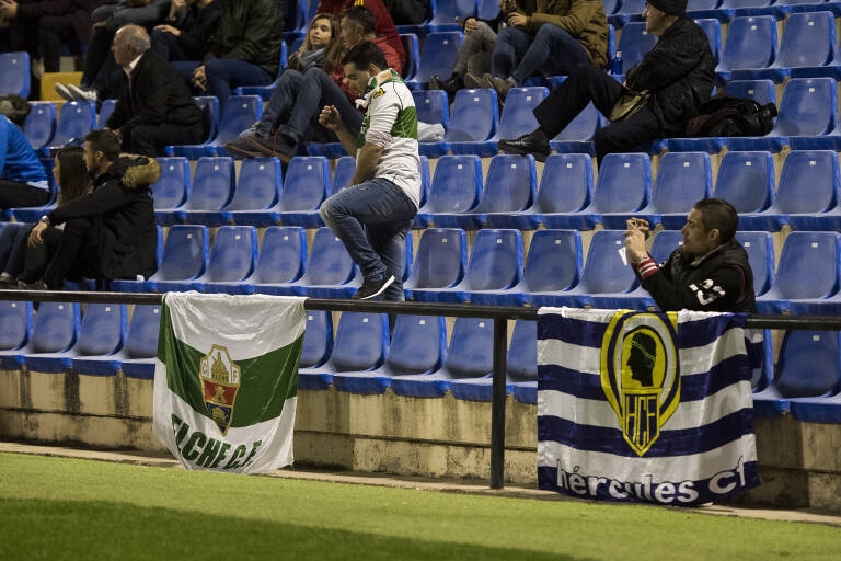 El Hércules hará pagar a sus abonados, el Elche aún no lo ha decidido