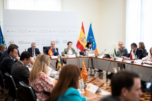Las comunidades del PP recurrirán la Conferencia de Presidentes si no se amplía el orden del día