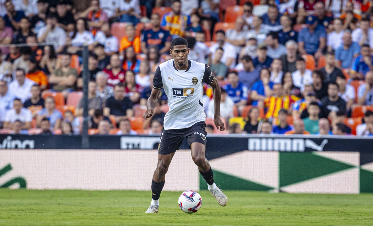 El Valencia CF hará una última intentona para renovar a Cristhian Mosquera