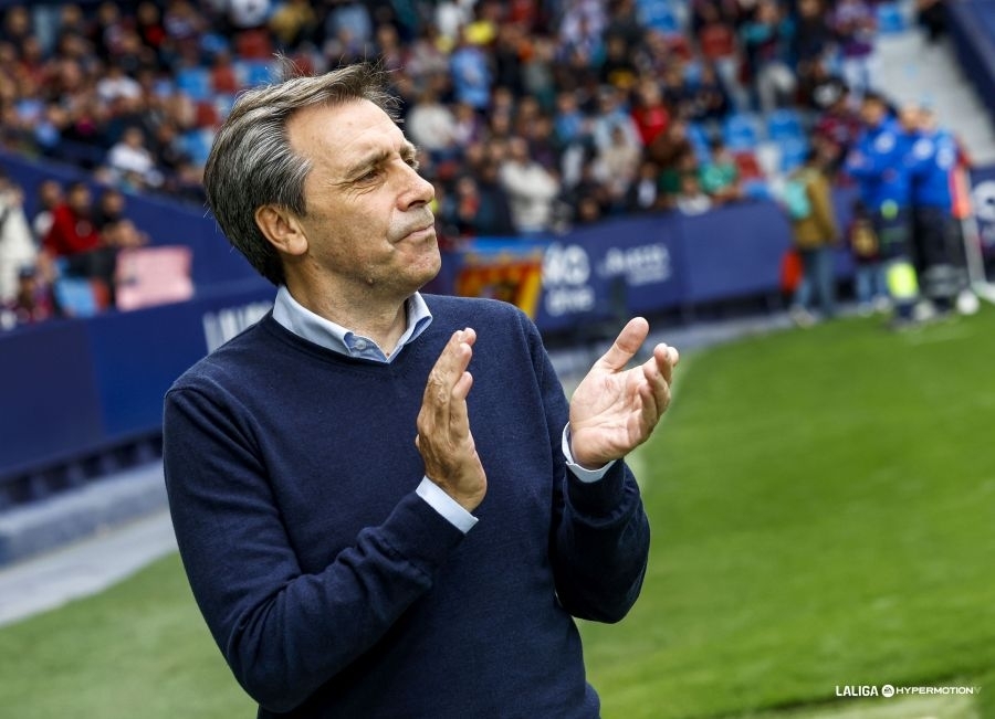 Miñambres regresó al Ciutat para vivir en directo la fiesta del ascenso del Levante
