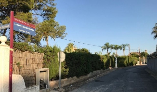 Promotores de Peña de las Águilas en Elche reordenan parte del sector para desbloquear 404 viviendas