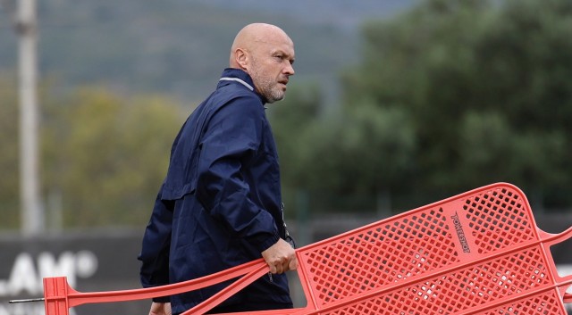Schreuder descarta a De Miguel contra el Levante y reconoce que ya ha decidido su sustituto