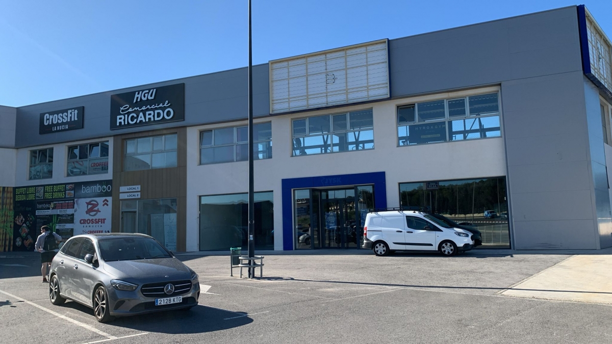Brand Lovers abre en el antiguo local de Jysk en La Nucía una tienda de multimarcas de deporte y moda 