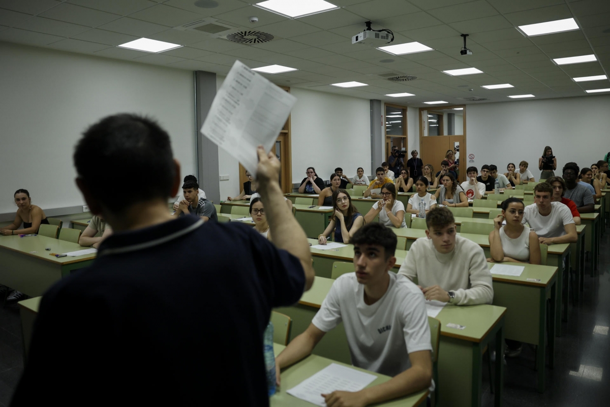 La polémica en torno al libro sobre Bretón abre la PAU 2025 en la Comunitat Valenciana