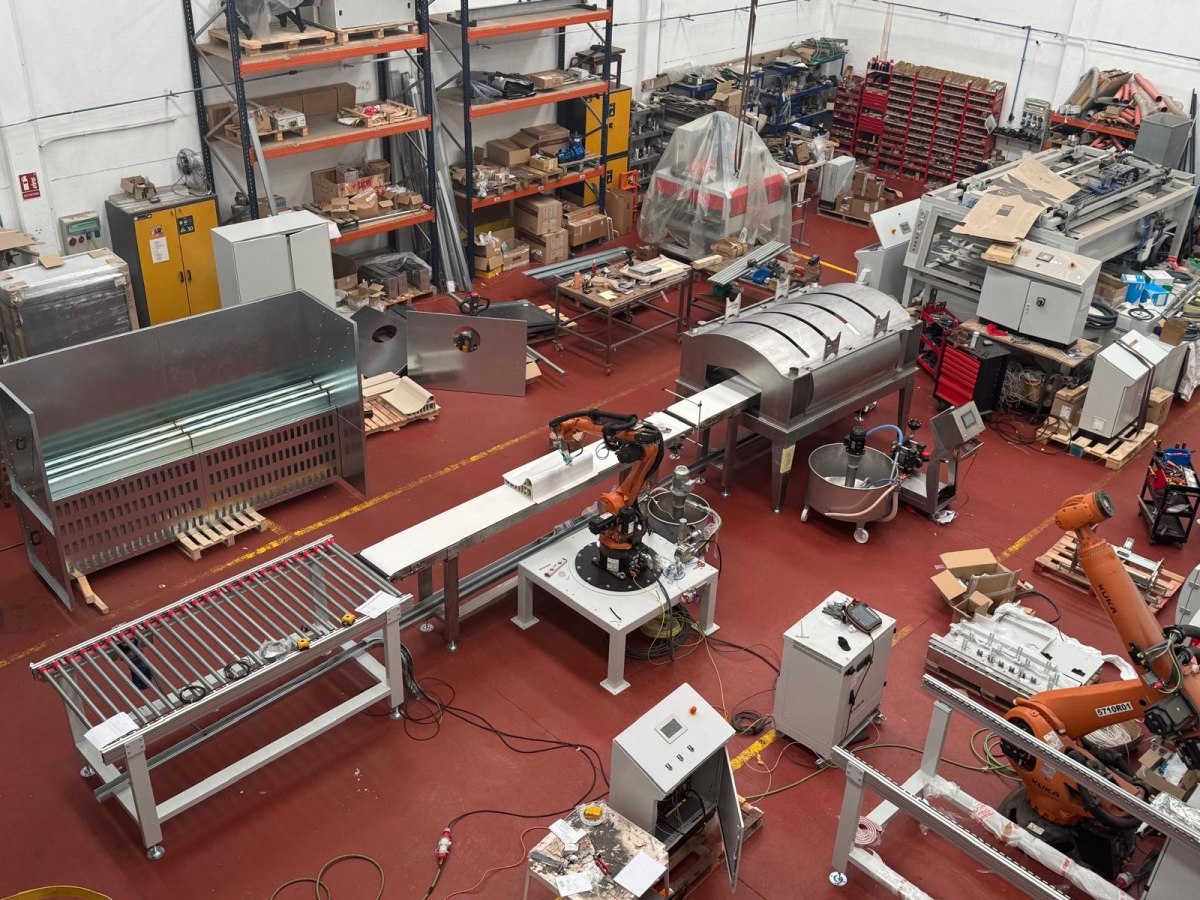 Das Tech da un nuevo paso en I+D con un robot inteligente para esmaltar las superficies más difíciles