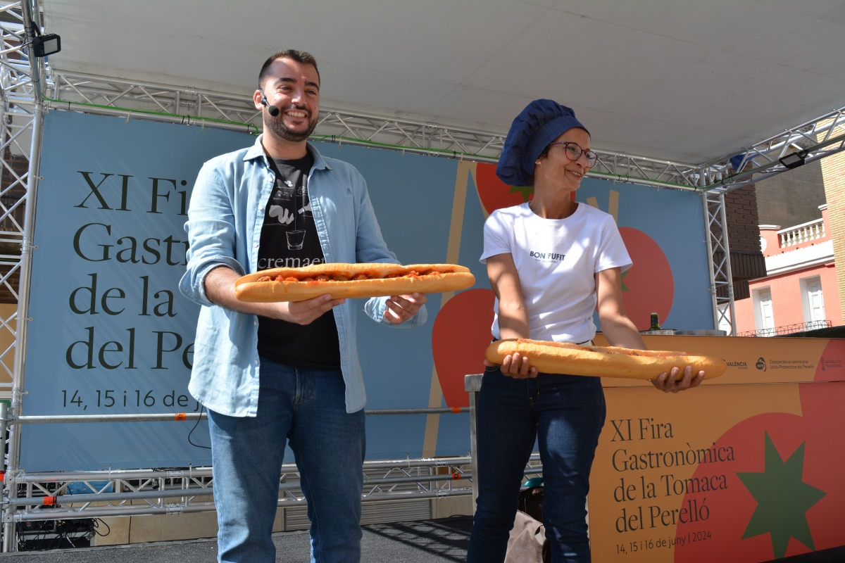 Una edición de la Fira de la Tomaca de El Perelló. - Foto: AYUNTAMIENTO DE EL PERELLÓ Una edición de la Fira de la Tomaca de El Perelló.