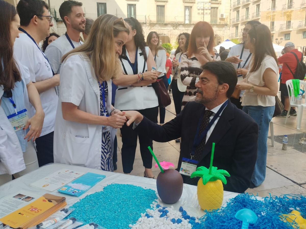El área de salud Alicante-Sant Joan saca a la calle la promoción de la salud con talleres y conferencias