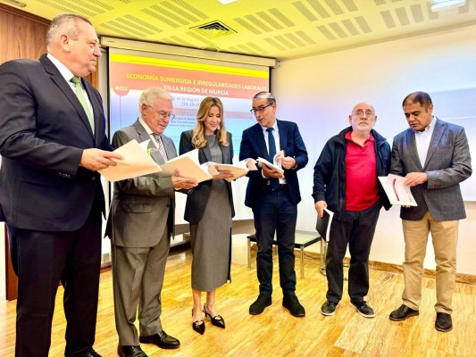 Dos de cada diez euros que se mueven en la Región se pagan 'en negro'